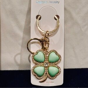 🍀 Lucky Four Leaf Clover Rhinestone Bag Charm / Keychain Green